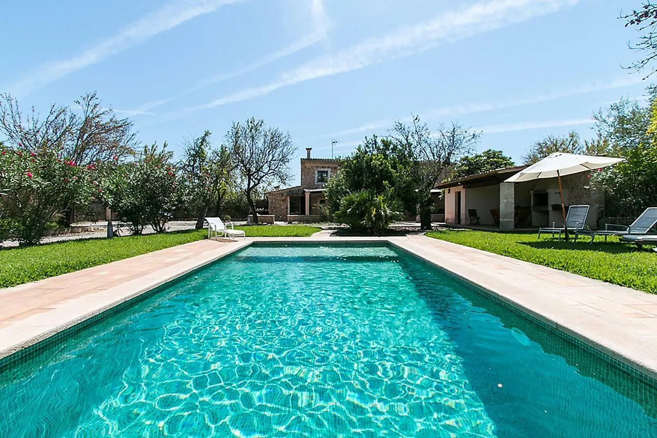 Country House Cadernera Buger