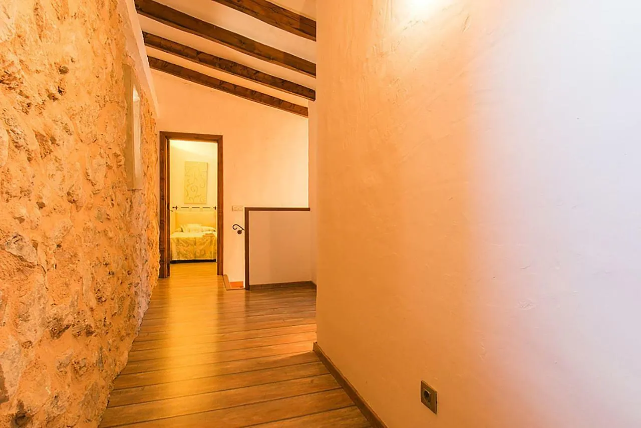 Country House Cadernera Buger
