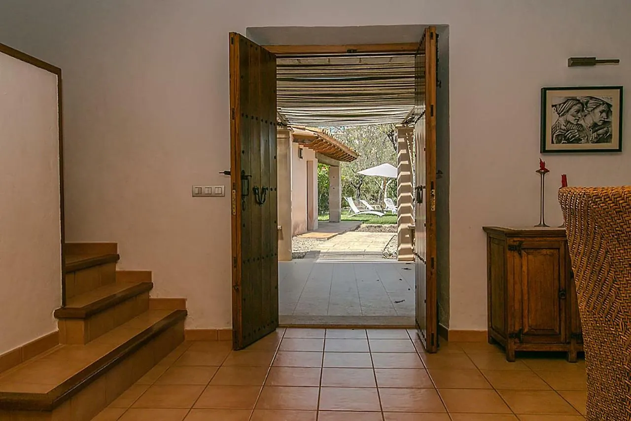 Prázdninový dům Country House Cadernera Búger