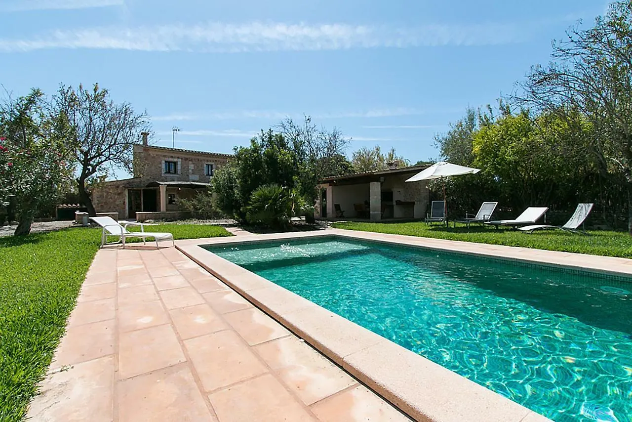 Country House Cadernera Buger